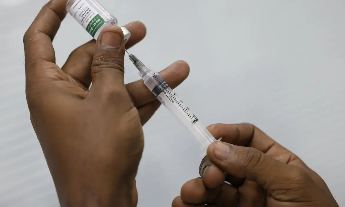 Covid-19: Vírus Mata 29 Brasileiros em Janeiro; Influenza e Rinovírus Também Causam Óbitos, Revela Boletim