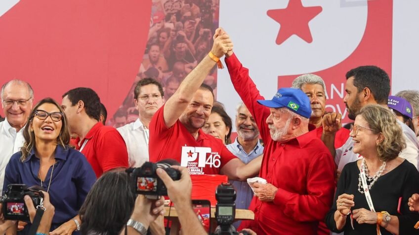 Lula, Ministros e Governadores: Quem Marcou Presença na Celebração de 46 Anos do PT em Salvador?