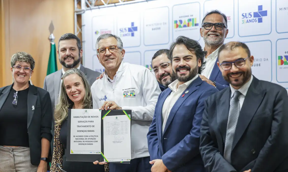 SUS revoluciona diagnóstico de doenças raras: Nova tecnologia promete reduzir tempo de espera de 7 anos para 6 meses