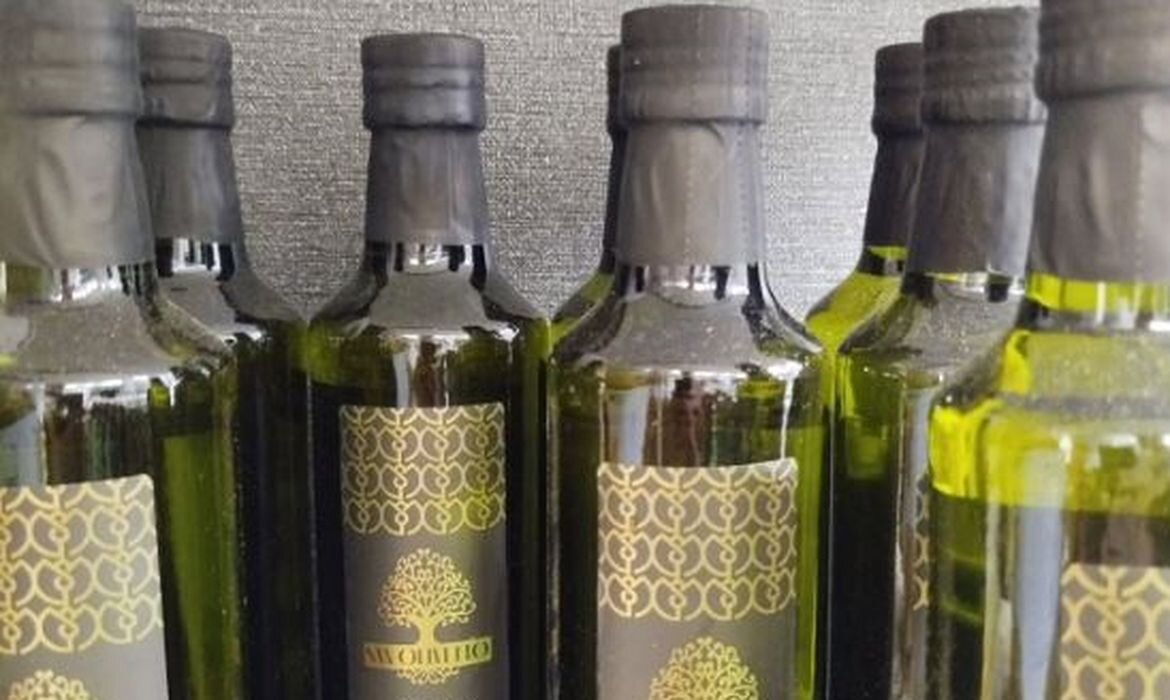 Alerta de Consumo: Anvisa determina apreensão imediata de azeite de oliva extravirgem San Olivetto por origem desconhecida e irregularidades