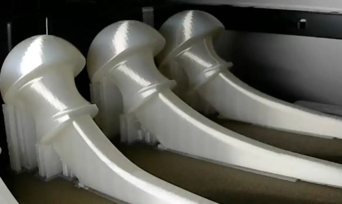 Rio de Janeiro: Into Revoluciona Próteses Personalizadas com Centro de Impressão 3D para Pacientes do SUS