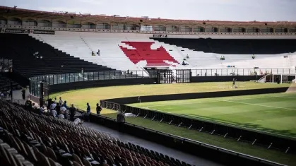 Vasco x Grêmio: escalações confirmadas e onde assistir ao duelo decisivo do Brasileirão Série A!