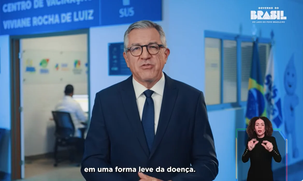 Dia D de Vacinação Contra Gripe: Ministro Padilha Alerta ‘Vamos Vacinar Antes do Inverno Chegar’ para Proteger Famílias