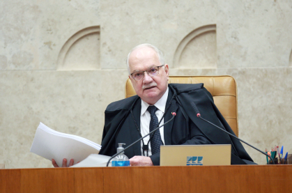 Fachin Admite Divergências no STF sobre Mandato-Tampão no Rio, Mas Garante Decisão Coletiva