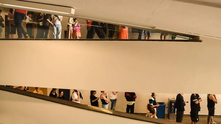 Datafolha: Lula perde vantagem em simulações de segundo turno contra Flávio Bolsonaro, aponta nova pesquisa eleitoral