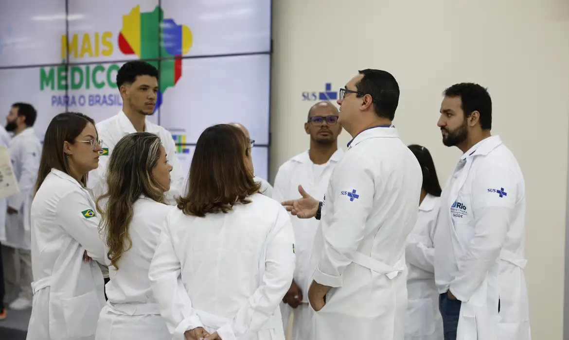 Mais Médicos: Inscrições Abertas para Vagas em Regiões Prioritárias do SUS; Saiba Como Participar!