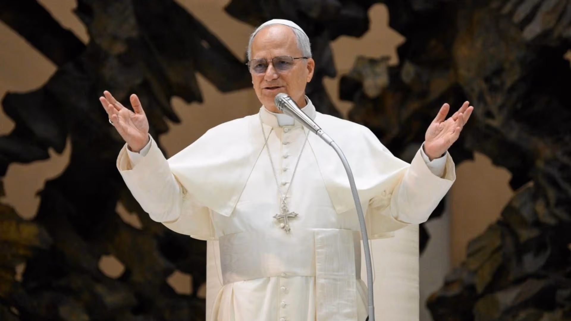 Papa Leão XIV reconhece culpa direta do Vaticano ao autorizar escravidão e pede perdão histórico