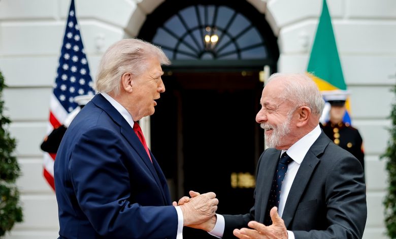 Lula afirma a Trump ter pedido entrega de foragidos brasileiros em Miami