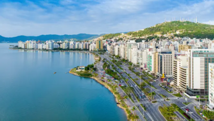 Florianópolis: Semana de Extremos com Chuva Intensa, Calor e Frio de 10°C Chegando à Capital