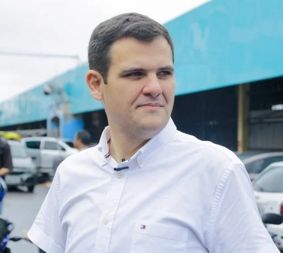 Manaus: Prefeitura gasta quase R$ 200 milhões em festas, enquanto órgãos de controle alertam para falta de transparência