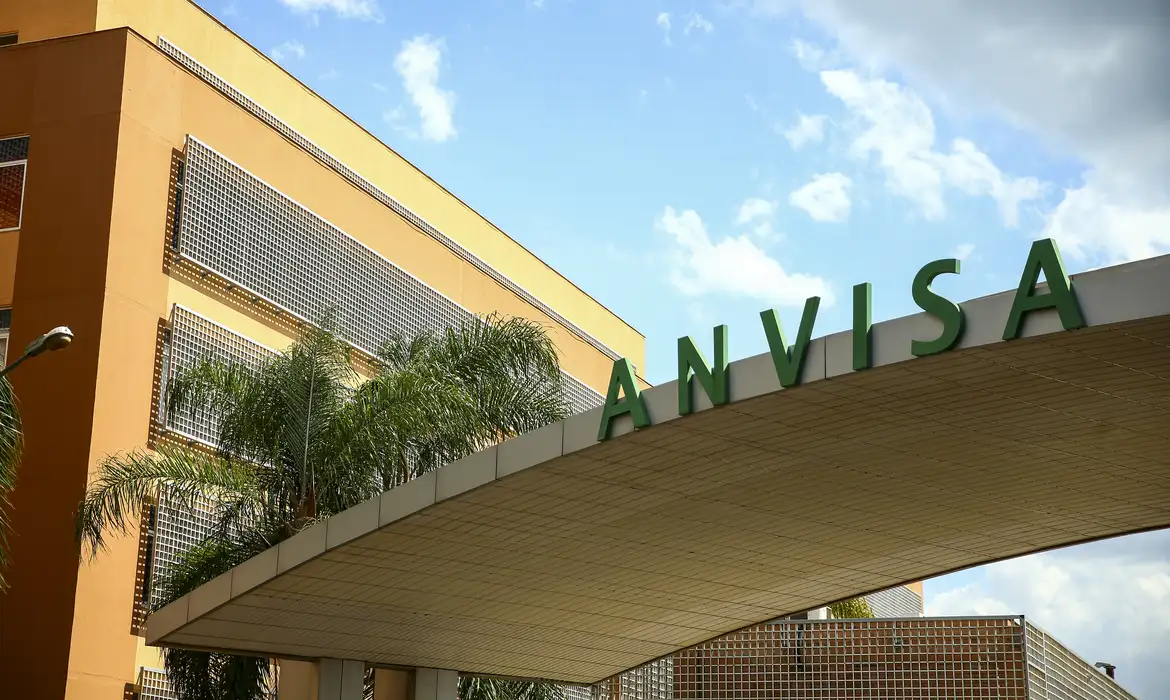 Anvisa Proíbe e Apreende Canetas Emagrecedoras Suspeitas: Ozempic Power e Mounjaro Kwikpen em Destaque