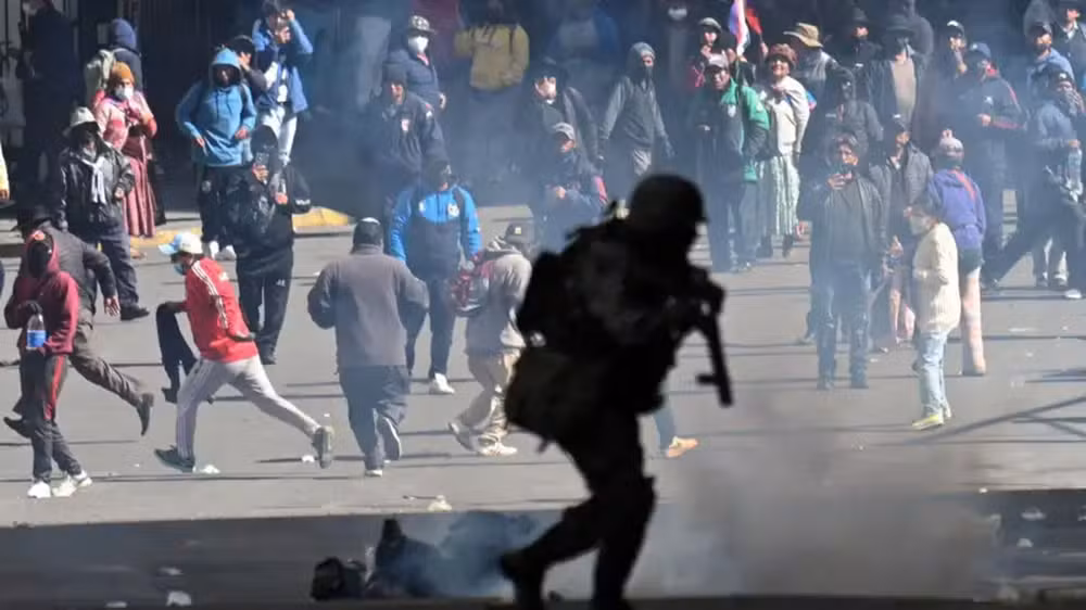 Lula autoriza ajuda humanitária para Bolívia em meio a crise política e protestos intensos: entenda os motivos