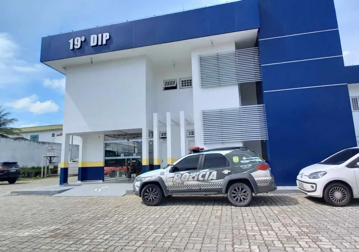 Golpe do Pix: Mulher é Presa em Manaus Após Causar Prejuízo de R$ 100 Mil em Clínicas e Comércios com Comprovantes Falsos
