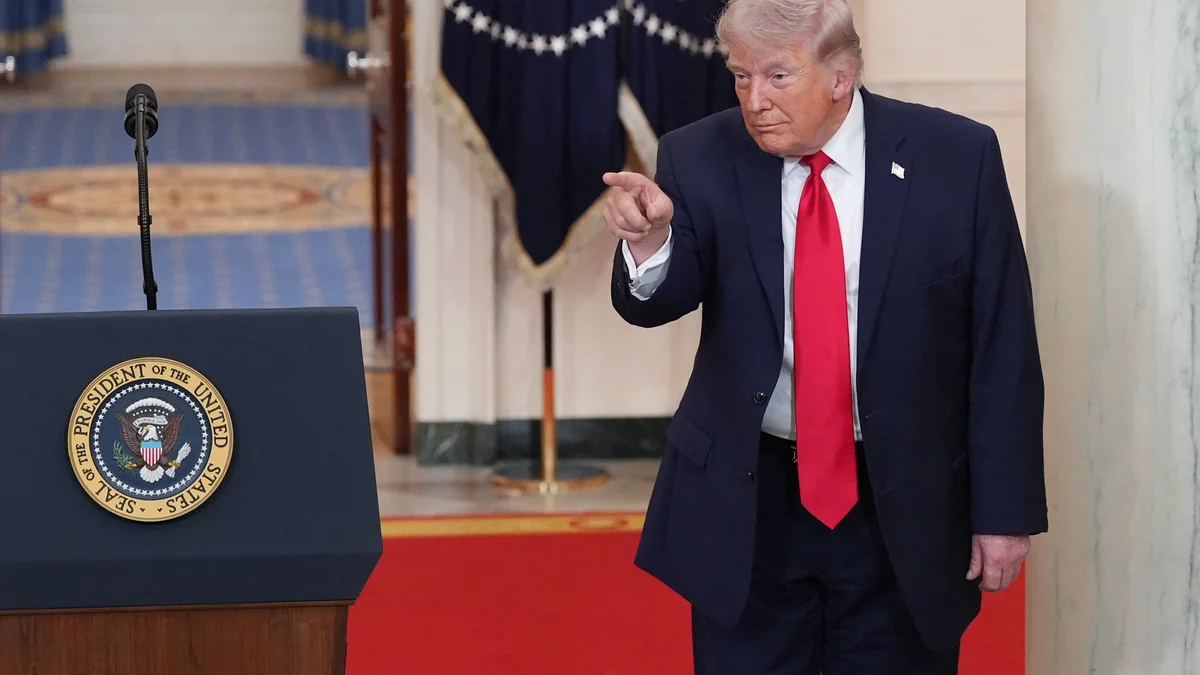 Trump anuncia novos ataques “com muita força” contra o Irã e ameaça tomar controle de petróleo iraniano