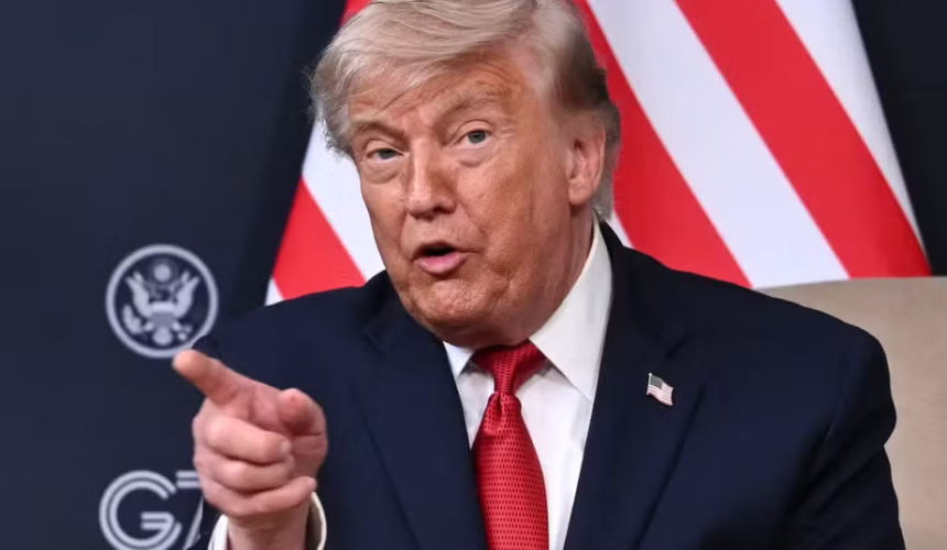 Trump indica ex-policial e fuzileiro naval para liderar ICE em meio a críticas e vacância no cargo