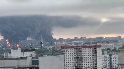Drone explode teto de refinaria em Moscou em segundo ataque; Alemanha financiará armas para Ucrânia