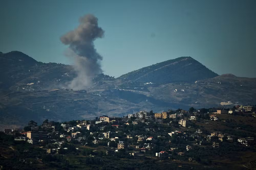 Cessar-fogo em Risco: Ataques Aéreos Israelenses Matam Sete no Líbano, Incluindo Crianças, Após Acordo