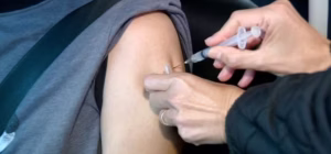 Vacina contra HPV em Manaus: Saiba quem tem direito à dose gratuita e desmistifique boatos sobre ampliação da campanha