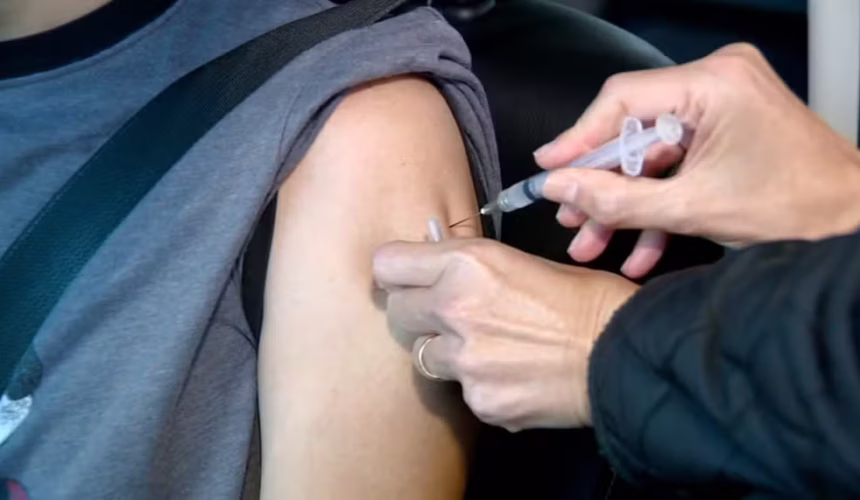 Vacina contra HPV em Manaus: Saiba quem tem direito à dose gratuita e desmistifique boatos sobre ampliação da campanha