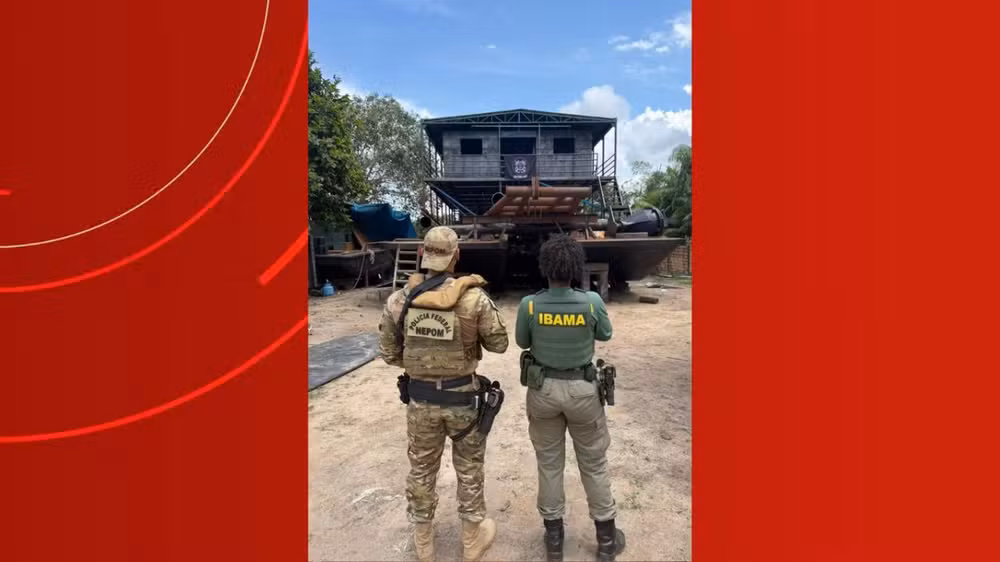 PF e Ibama desmantelam estaleiro secreto em Manaus que fabricava dragas para garimpo ilegal na Amazônia