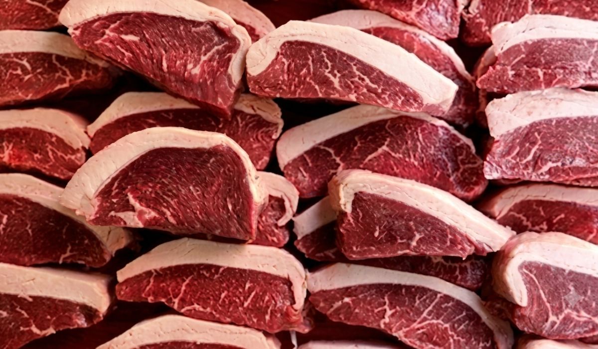 União Europeia oficializa veto à carne brasileira a partir de setembro