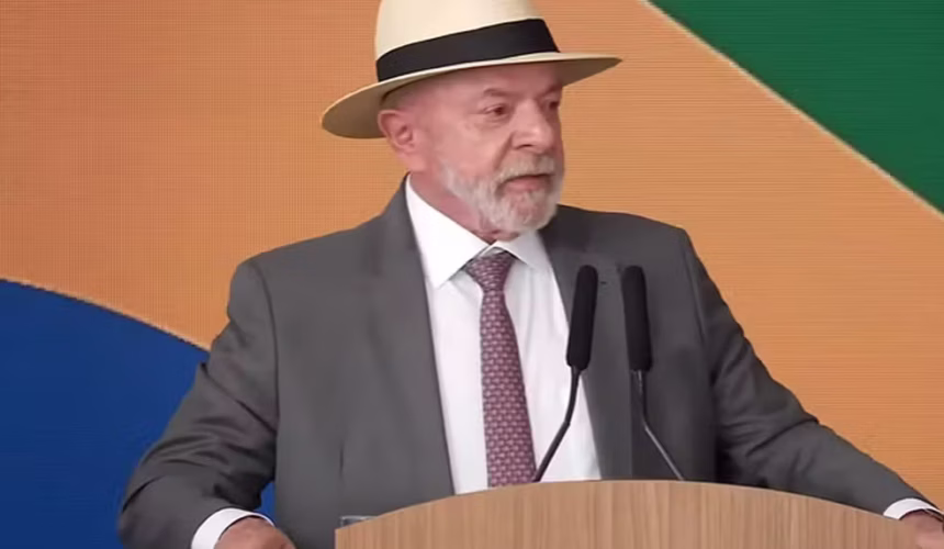 Às vésperas de tarifa de 25% dos EUA, Lula afirma: “Brasil não se entrega” e defende soberania nacional