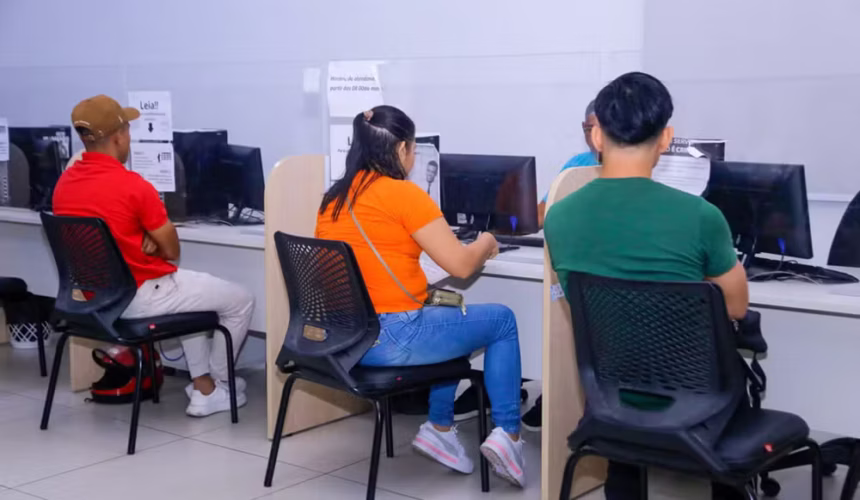 Sine Manaus abre 757 vagas de emprego nesta segunda-feira (6): confira oportunidades em diversas áreas
