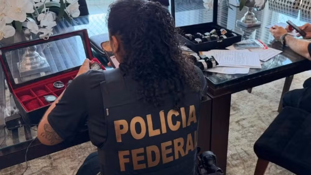 PF em Manaus: Empresa Ligada a Fraudes em Contratos Públicos de Rondônia é Alvo de Operação com 19 Mandados