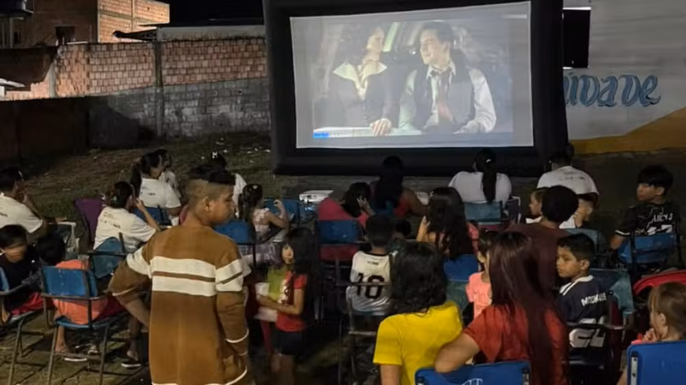 Cinema e Cultura Chegam ao Interior do AM: Projeto Audiovisual Navega pelo Rio Madeira com Sessões Gratuitas e Oficinas
