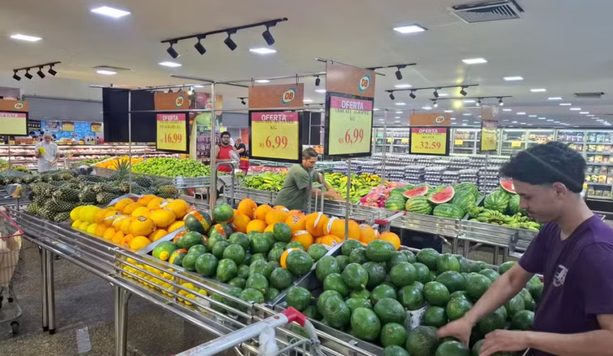 Calor Intenso na Região Norte: Nutricionista Alerta Sobre Hidratação e Alimentação Infantil Essencial