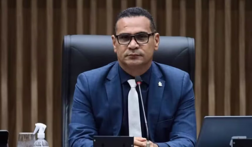 Justiça do AM suspende perda de mandato do vereador Jaildo Oliveira e adia decisão sobre futuro de parlamentar