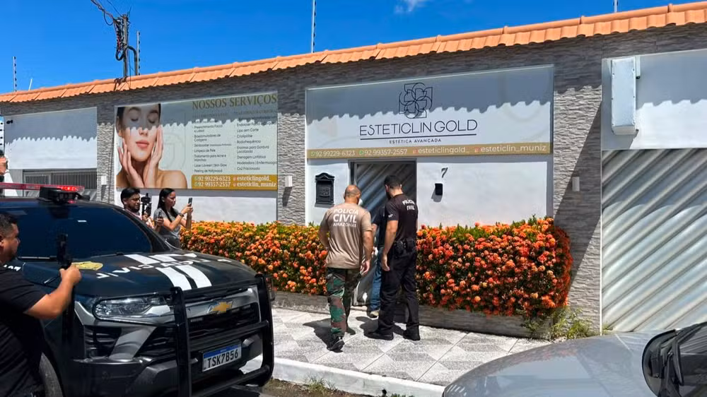 Biomédica e Dentista Suspensas por Cirurgias Íntimas em Manaus: Justiça Afasta Profissionais Investigadas em Clínica