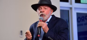 Lula equipara taxa de Trump no Estreito de Ormuz a "pirataria" e defende ofensiva global pelo biocombustível brasileiro