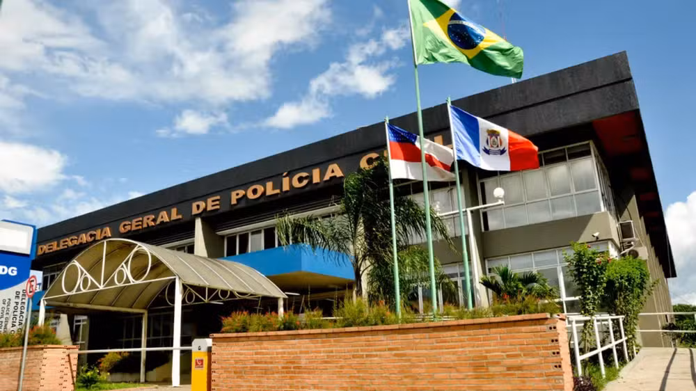 Mulher Foragida Presa por Sequestro de Bebê de 21 Dias em Manaus: Mãe foi Dopada e Agressão Após Falsa Oferta de Fraldas