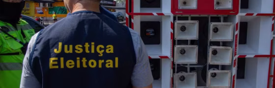 TRE-AM Alerta: Caminhonetes com Adesivos Eleitorais Gigantes em Manaus Sob Suspeita de Propaganda Irregular
