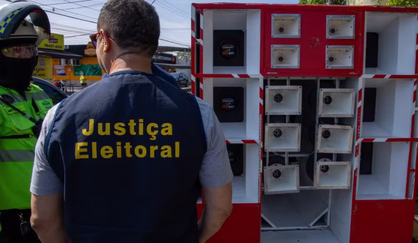 TRE-AM Alerta: Caminhonetes com Adesivos Eleitorais Gigantes em Manaus Sob Suspeita de Propaganda Irregular
