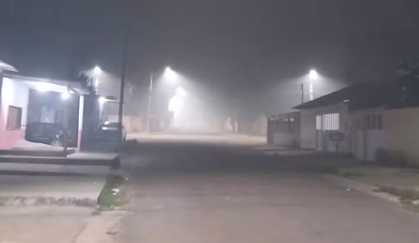 Fumaça densa em Maués: Incêndios em vegetação, lixão e madeireira geram alerta e proibição de queimadas no AM