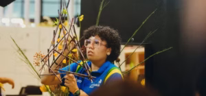 Amazonense Karol Casique Brilha na China: De Aluna de Florista a Representante do Brasil na WorldSkills
