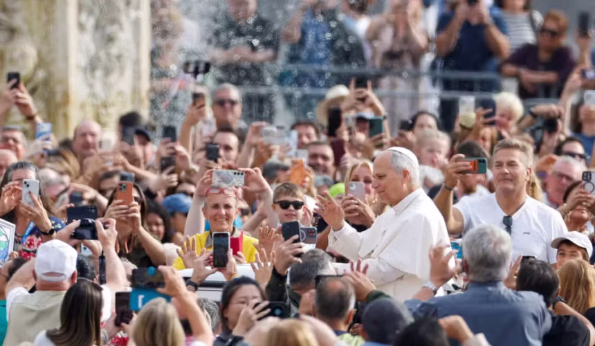 Papa Leão XIV envia bênção especial a brasileiros e pede proteção a Nossa Senhora Aparecida em meio a polêmicas eleitorais