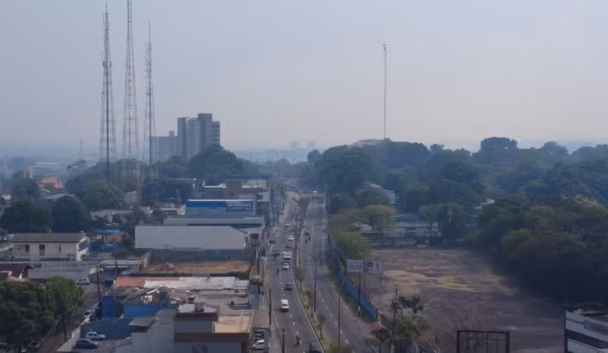 Fumaça Tóxica Sufoca Manaus: Concentração de Partículas 736% Acima do Ideal, Moradores Sofrem com Falta de Ar